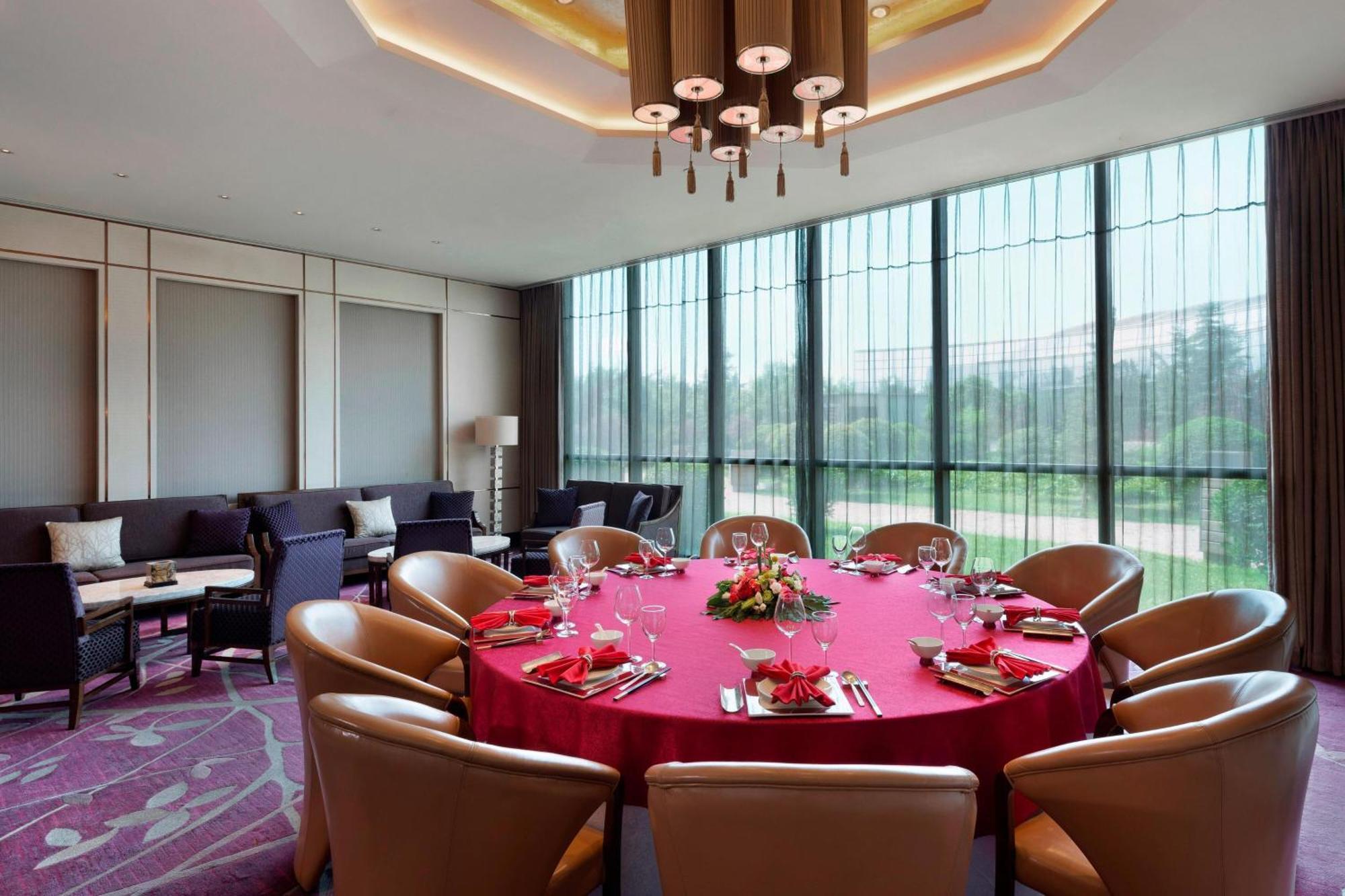 Sheraton Changchun Jingyuetan Hotel Dış mekan fotoğraf