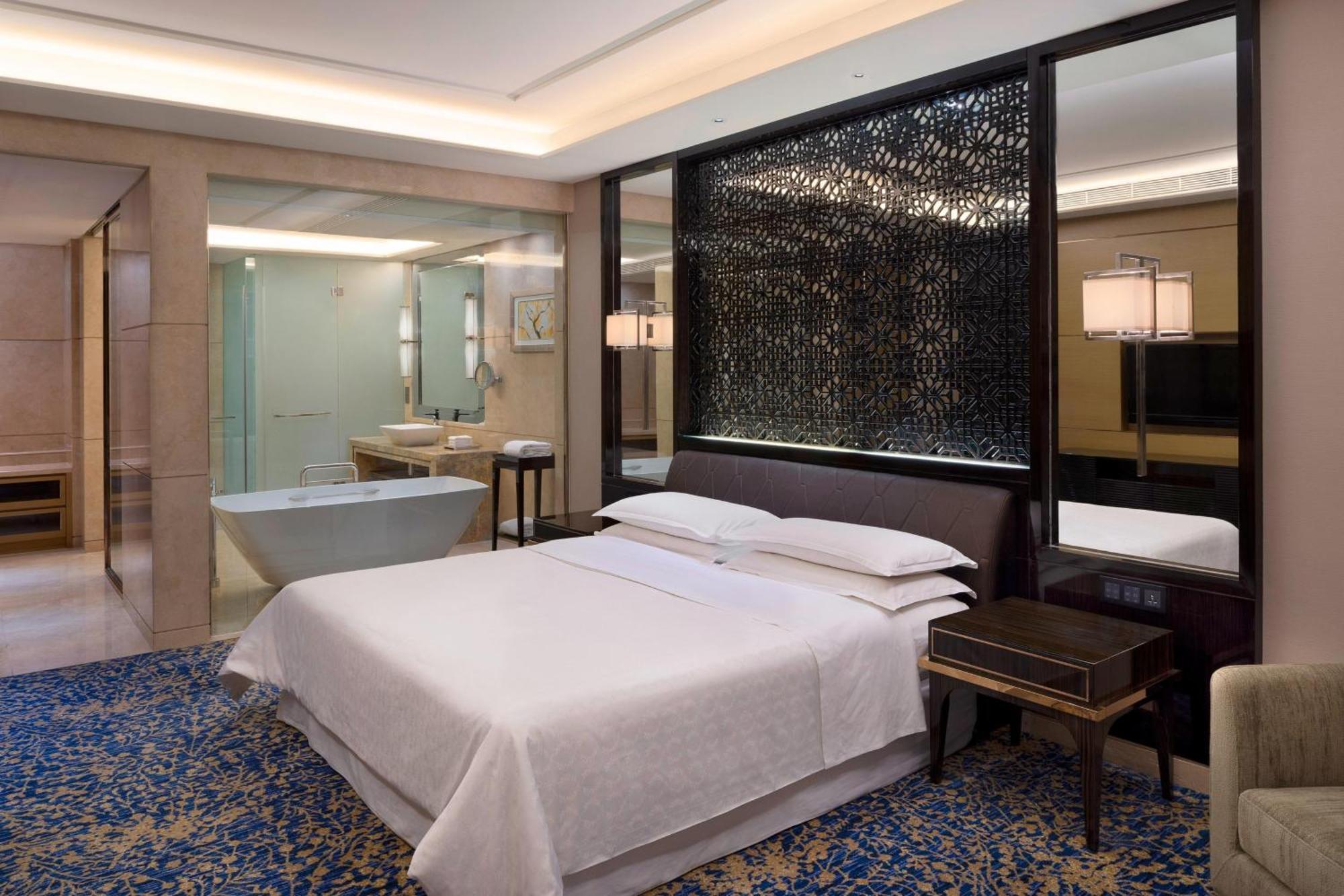Sheraton Changchun Jingyuetan Hotel Dış mekan fotoğraf