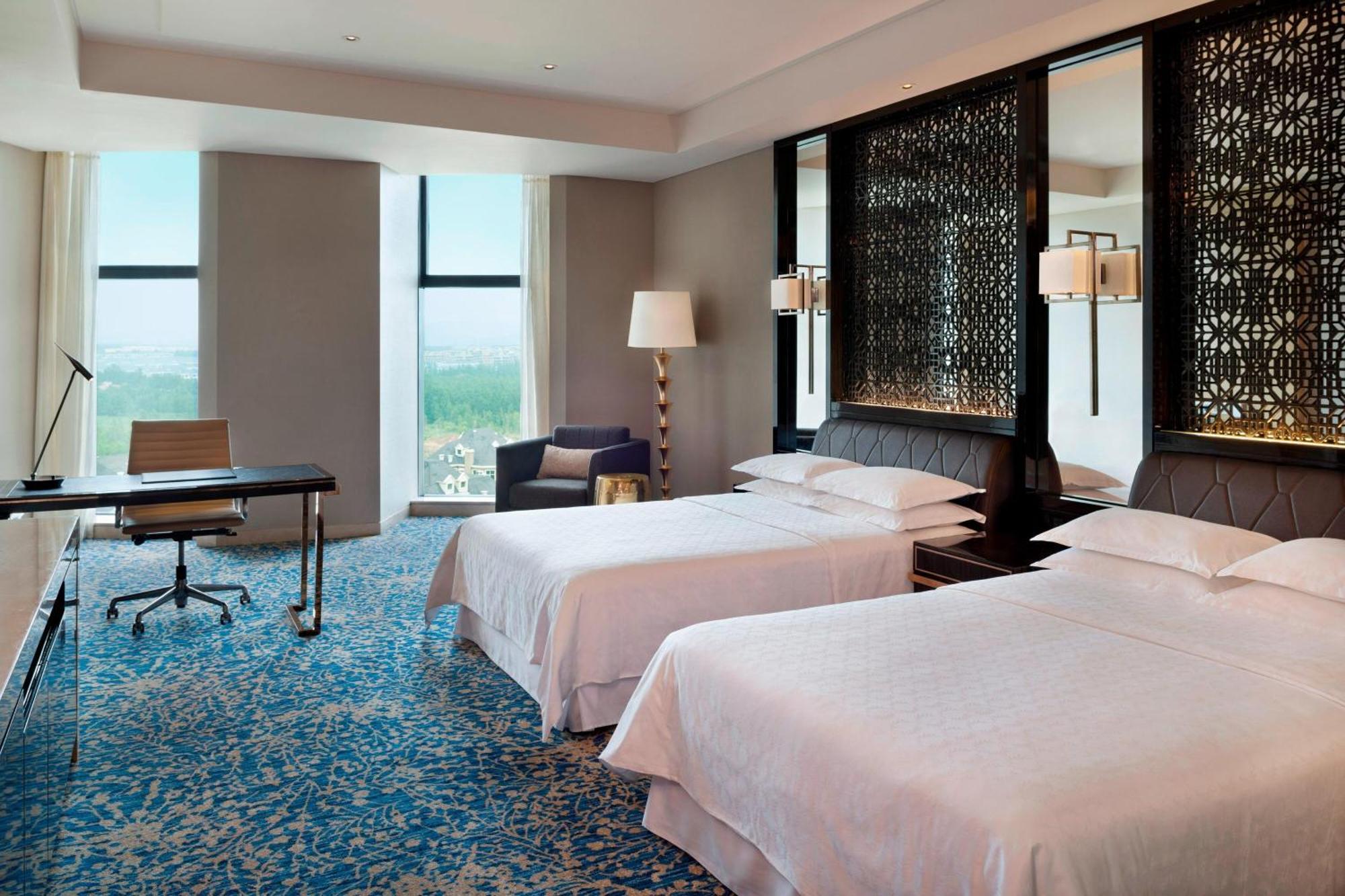 Sheraton Changchun Jingyuetan Hotel Dış mekan fotoğraf