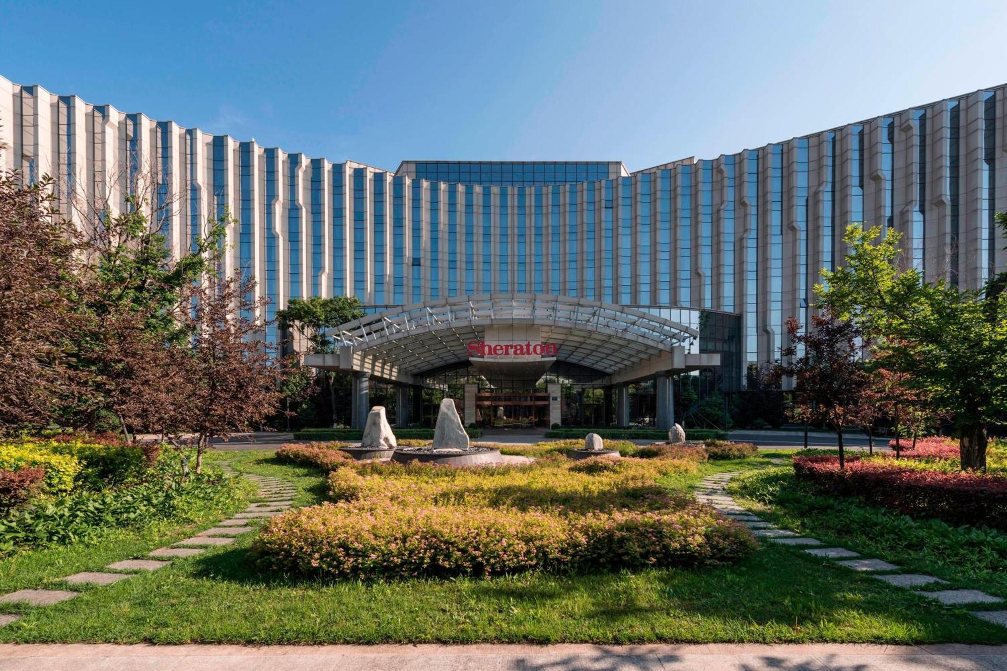 Sheraton Changchun Jingyuetan Hotel Dış mekan fotoğraf