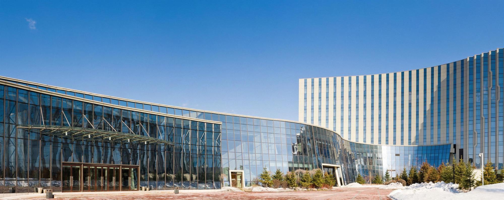 Sheraton Changchun Jingyuetan Hotel Dış mekan fotoğraf
