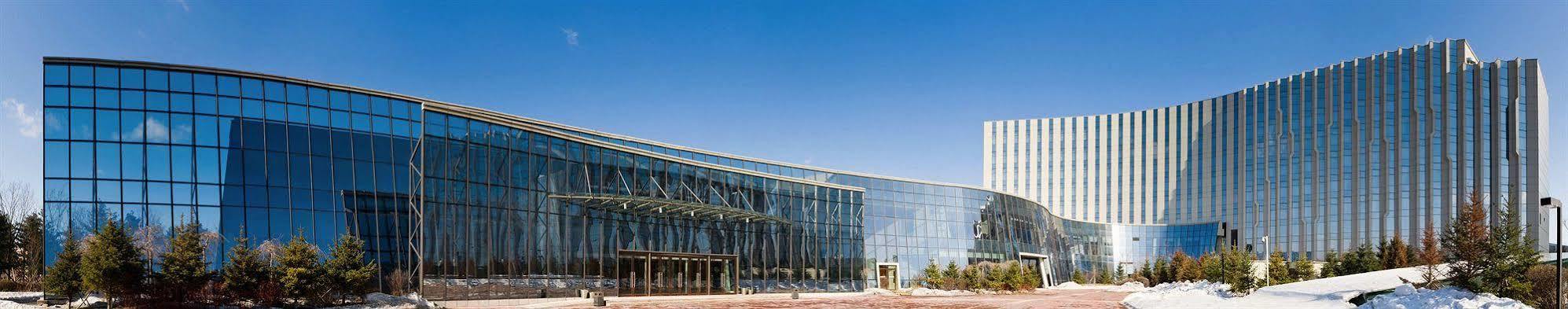 Sheraton Changchun Jingyuetan Hotel Dış mekan fotoğraf