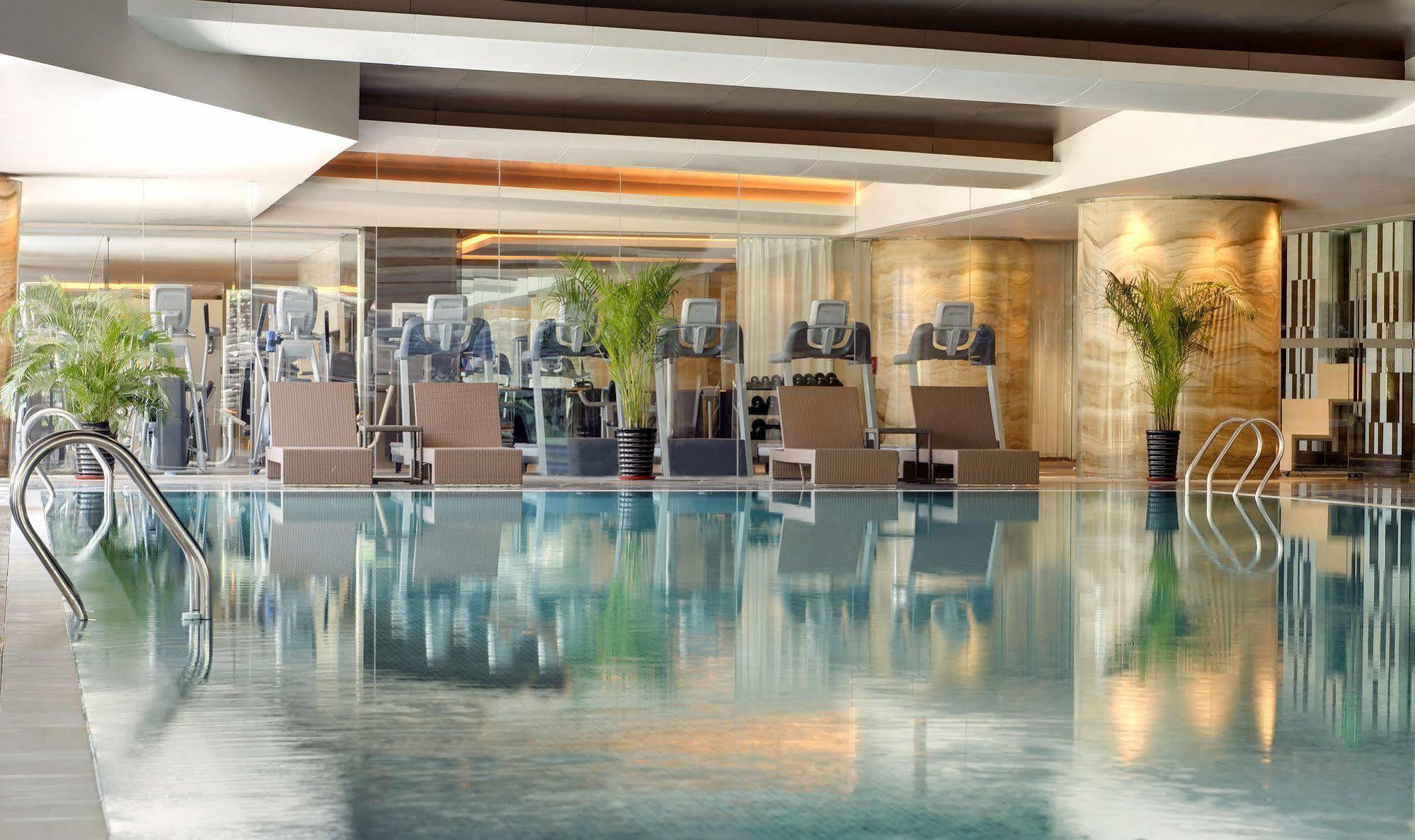 Sheraton Changchun Jingyuetan Hotel Dış mekan fotoğraf