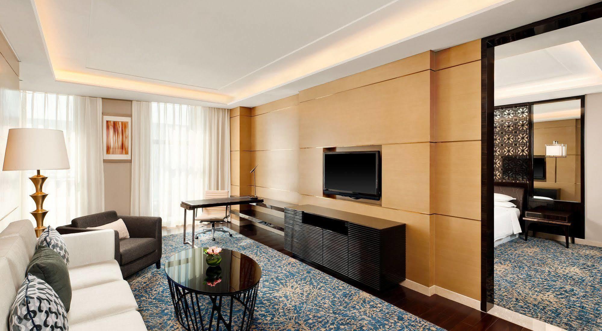 Sheraton Changchun Jingyuetan Hotel Dış mekan fotoğraf