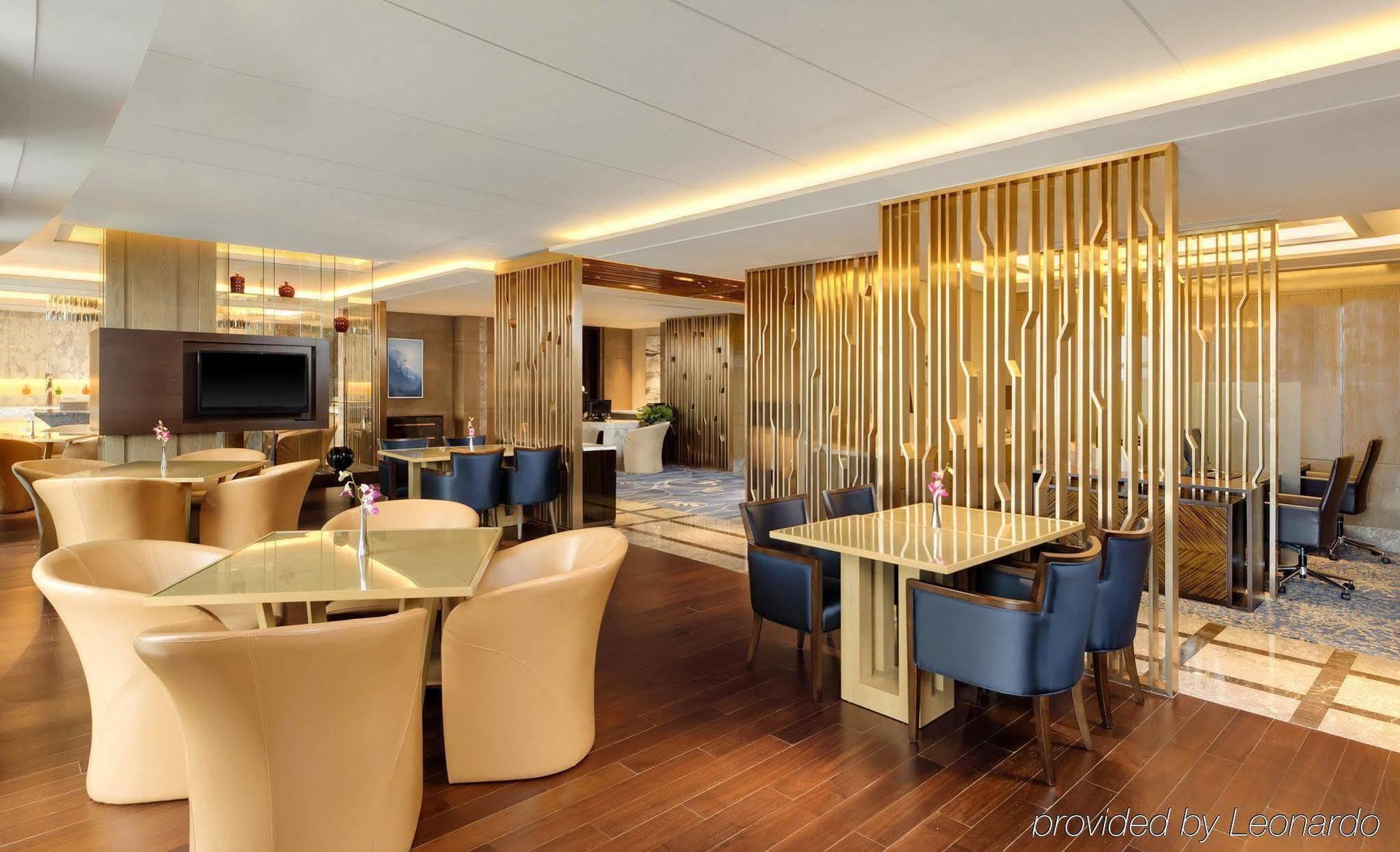 Sheraton Changchun Jingyuetan Hotel Dış mekan fotoğraf