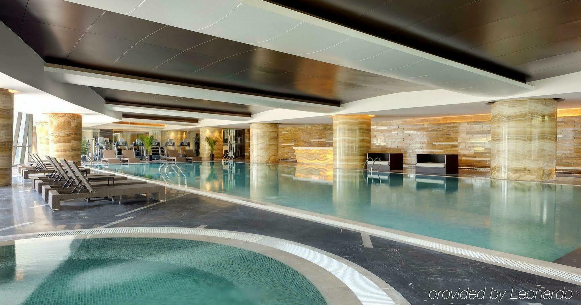 Sheraton Changchun Jingyuetan Hotel Dış mekan fotoğraf